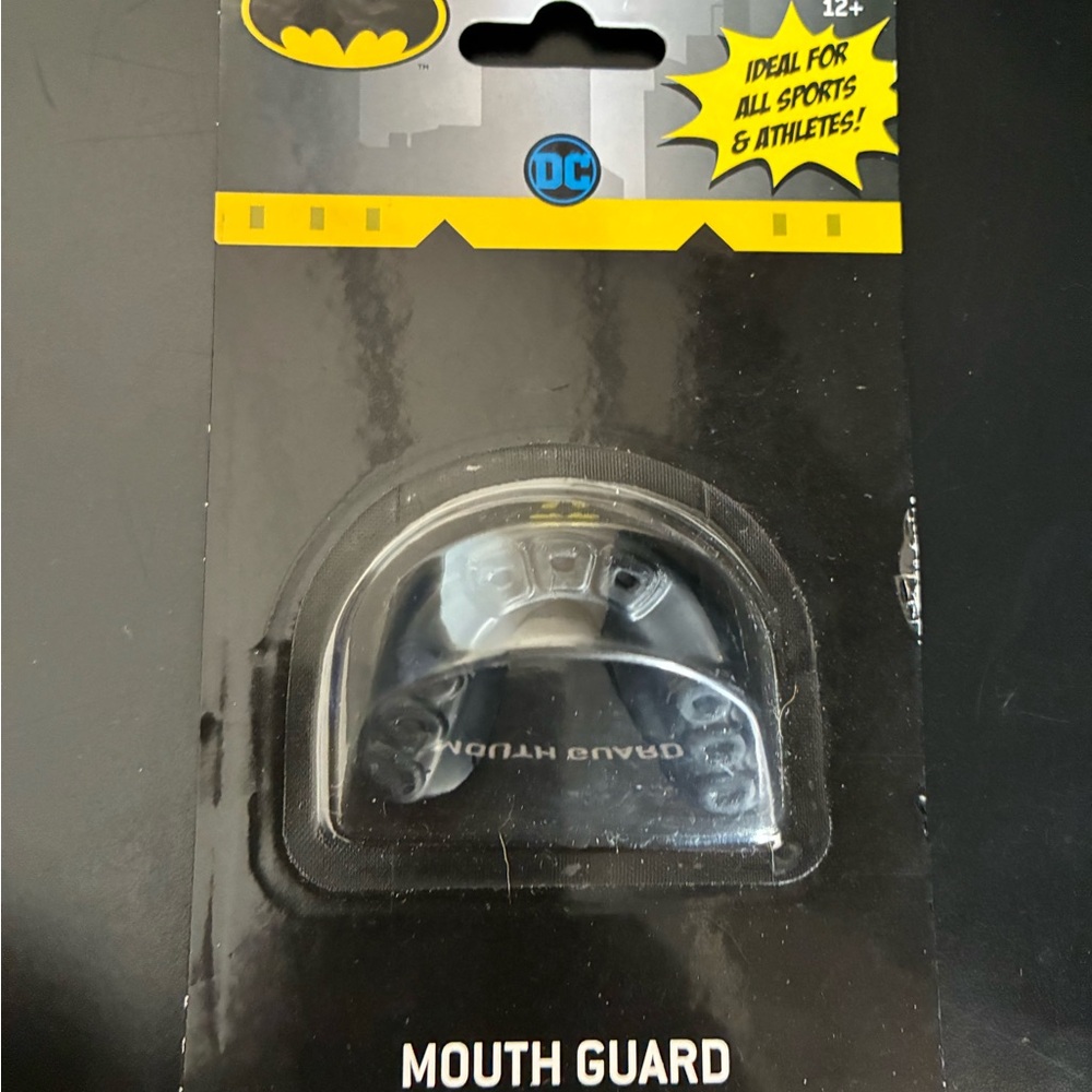 DC comics Batman Sports Mouth Guard - Black NEW